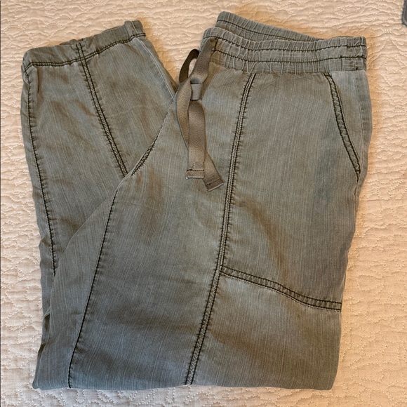 Jones New York Lyocell Pants Size 8 Soft Pull-On Travel Lounge Pants New - Picture 4 of 6